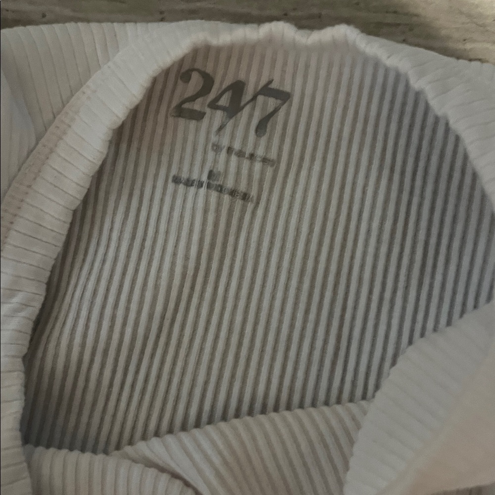 24/7 Ribbed Tank Tops - Picture 2 of 5